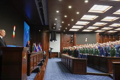 Putin'den Avrupa'ya: 'Domuzlar çöküşümüzden ziyafet çekmek istedi'