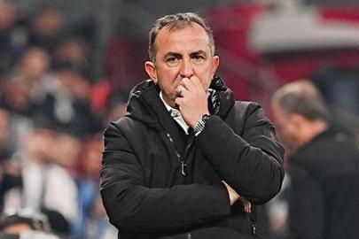 Rizespor Teknik Direktörü Recep Uçar: '1 puanla dönebilirdik'