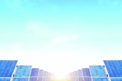 Saatte 10 dönüm GES kuruyoruz