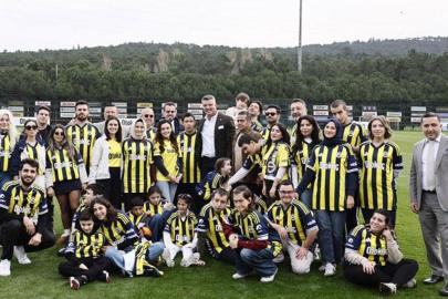 Sadettin Saran ve Fenerbahçeli oyunculardan anlamlı hareket