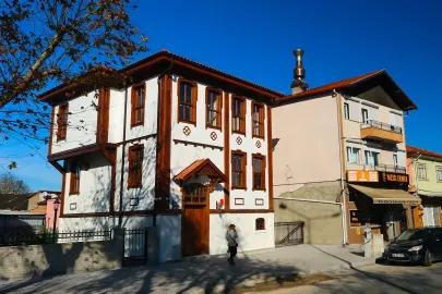 Sakarya'da 100 yıllık tarihe ışık olacak konak