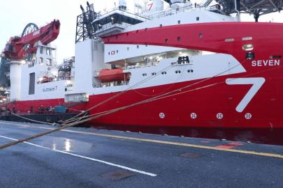 Seven Vega sondaj gemisi Karadeniz yolunda