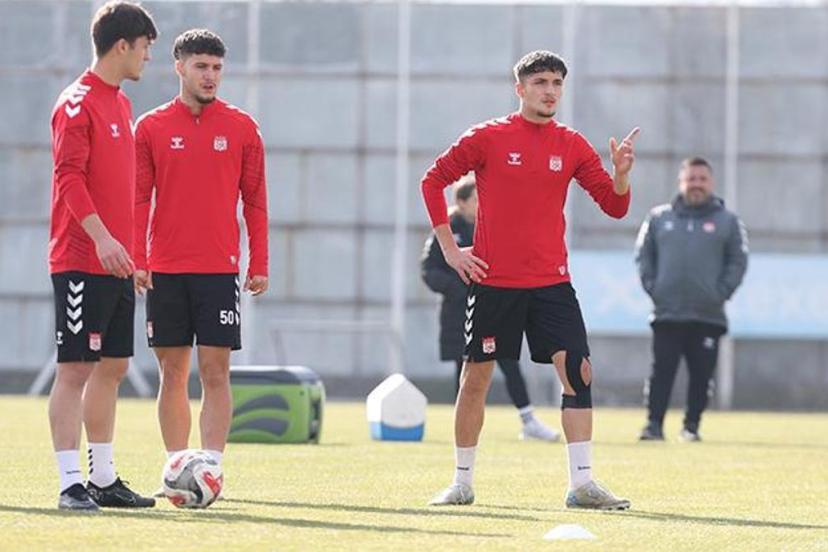 Sivasspor kupa hazırlıklarına başladı