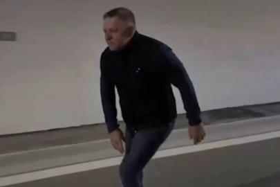 Slovakya Başbakanı Fico, ülkenin en uzun tünelinde paten kaydı
