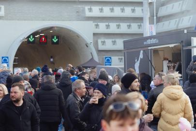 Slovakya’da 27 yıllık bekleyiş sona erdi: Ülkenin en uzun tüneli açıldı