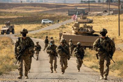 Suriye ve ABD askerlerinin ortak devriyesine saldırı düzenlendi