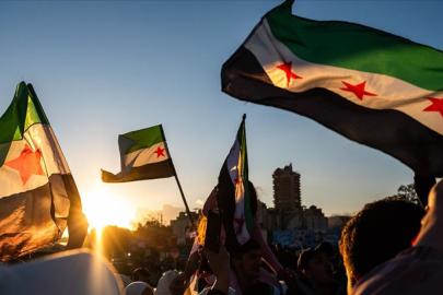 Suriye'de Esad rejiminin devrilmesinin üzerinden bir yıl geçti