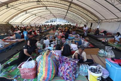 Tayland-Kamboçya sınırında çatışmalar yeniden alevlenirken siviller tahliye ediliyor
