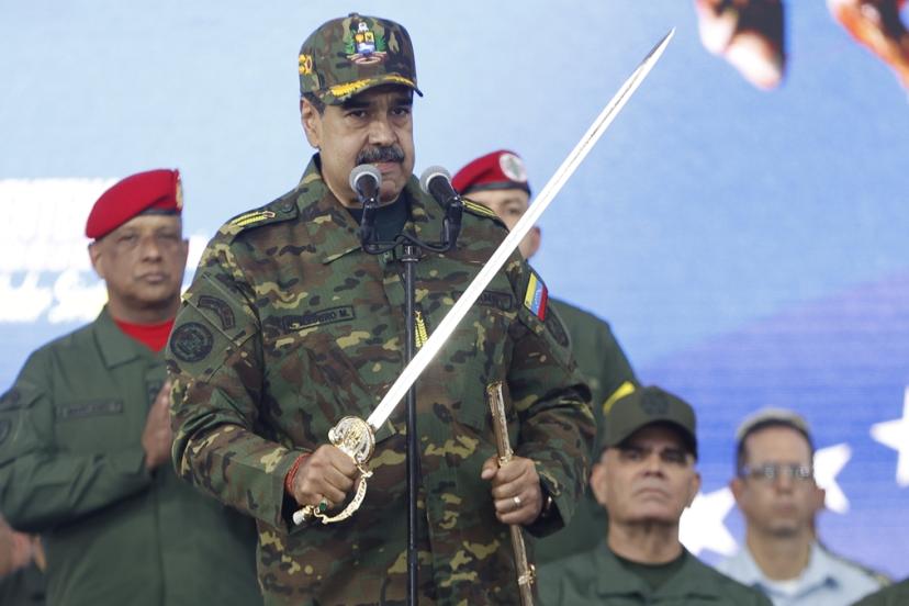 Trump, Maduro ile görüşmesini teyit etti: Ülkeyi terk etmesini istedi