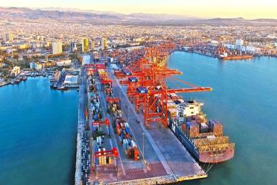 Türkiye komşularına 11 ayda 25,3 milyar dolarlık ihracat yaptı