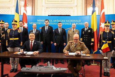 Türkiye'den NATO ve AB üyesi bir ülkeye ilk savaş gemisi satışı