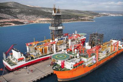 Türkiye'nin yeni sondaj gemileri yan yana geldi