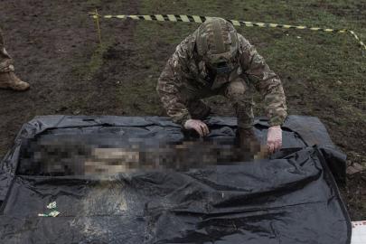 Ukrayna’da gönüllülerden cephede insanlık görevi