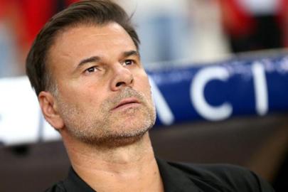 Ünlü teknik adam yeniden Süper Lig'de! Resmen açıklandı