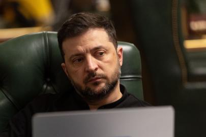 Vladimir Zelensky: Ruslar ölülerini saymaz ama kaybettikleri her dolar ve euroyu sayarlar