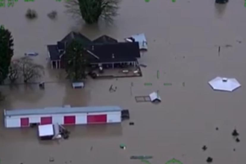 Washington eyaletinde sel alarmı