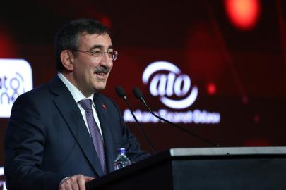 Yılmaz: Ekonomik performansımızı ArGe ve inovasyonla kaynaklarla kalıcı hale getiriyoruz