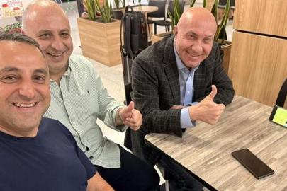 Yüksel Yıldırım, Samsunspor-AEK maçını Kolombiya'da izledi: Havalimanında telefon detayı