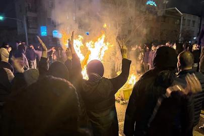 ABD, hükümet karşıtı protestoları bastırmakla suçlanan İranlı yetkililere yaptırım uyguladı