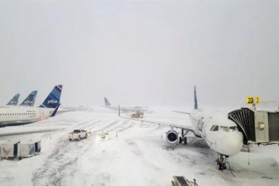 ABD'de etkili olan kar fırtınası hava trafiğini felç etti