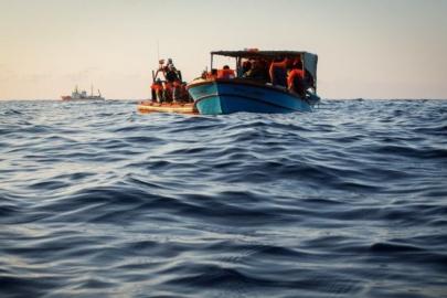 Akdeniz’de göçmen faciası: 50 kişi hayatını kaybetti