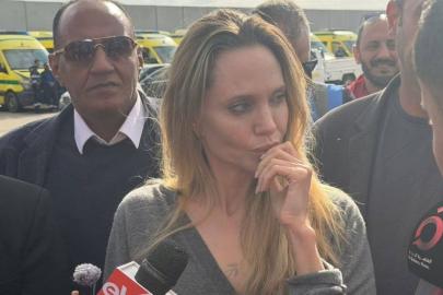 Angelina Jolie, Refah sınırında Gazzelileri ziyaret etti