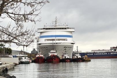 'Astoria Grande' kruvaziyeri Samsun’a demirledi