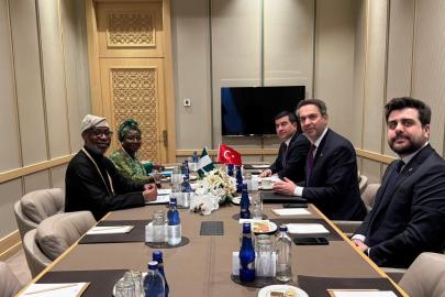 Bakan Bayraktar Nijerya Katı Mineraller Geliştirme Bakanı ile görüştü