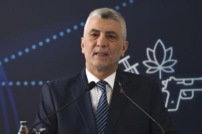 Bakan Bolat: Gümrüklerden 187 milyon yolcu geçti