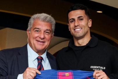 Barcelona yeni transferini resmen açıkladı