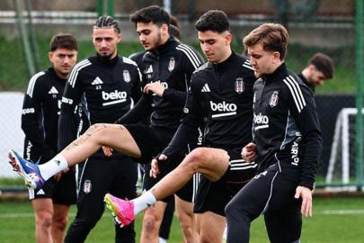Beşiktaş'ta Yasin Özcan ilk antrenmanına çıktı