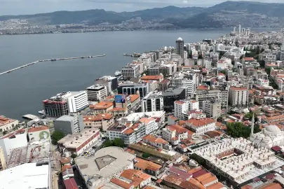 Bilim insanlarından İzmir için korkutan uyarı! İzmir çöküyor, deniz 50 yıla Basmane’ye ulaşabilir