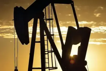 Brent petrolün varili 64,47 dolardan işlem görüyor