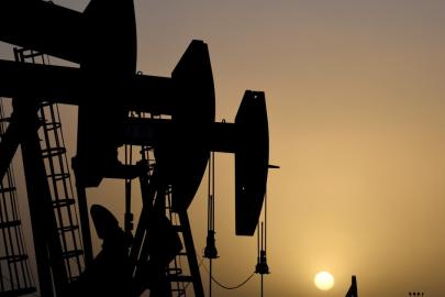 Brent petrolün varili 64,60 dolardan işlem görüyor