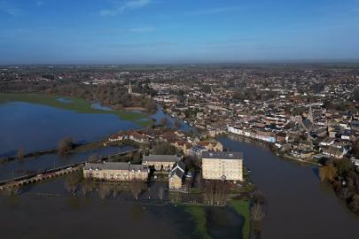 Chandra fırtınası: Birleşik Krallık'ta şiddetli yağış, halen onlarca sel uyarısı yürürlükte