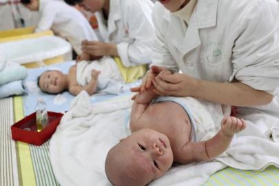 Çin'de doğum oranı 1949'dan bu yana en düşük seviyede