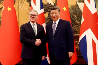 Çin'den İngiltere'ye tek taraflı vize muafiyeti