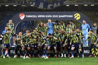 Cumhurbaşkanı Erdoğan'dan Süper Kupa’yı kazanan Fenerbahçe’ye tebrik