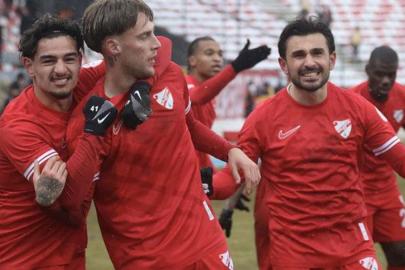 Dean Liço attı, Bolu deplasmanda 3 puanı kaptı... Vanspor FK - Boluspor maç sonucu 0-1