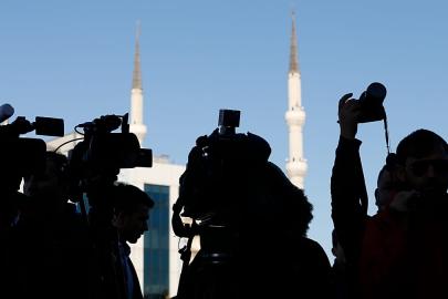 DEM Parti basın açıklamasını takip ederken gözaltına alınan Fransız gazeteci serbest bırakıldı