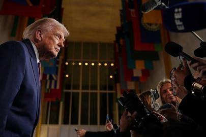 Demokratlar ve Beyaz Saray, hükümetin kapanmasını önleyecek harcama anlaşmasına vardı