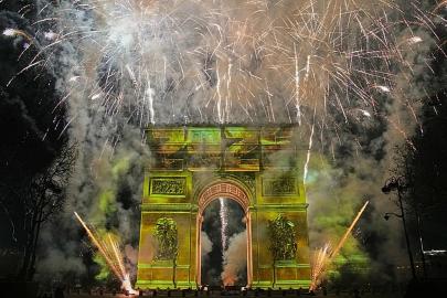 Dünya genelinde yeni yıl kutlamaları: 2026 için barış umutları