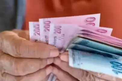 Emekli, malul, dul veya yetim aylığı alanların 2026 zam farkı yarın hesaplara yatırılacak