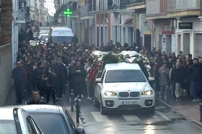 Endülüs'te İspanya'nın en ölümcül tren kazasının kurbanları için cenaze törenleri