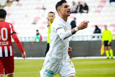 Erzurum gözünü zirveye dikti... Sivasspor - Erzurumspor FK maç sonucu 0-2