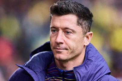 Fenerbahçe peşindeydi! Lewandowski için sürpriz karar