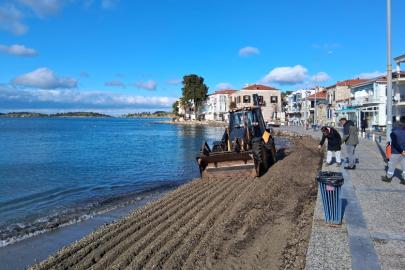 Foça'da Kent Genelinde Eş Zamanlı Çalışmalar Sürüyor