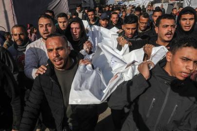 Gazze'de can kaybı 71 bin 419'a yükseldi