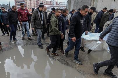 Gazze'de can kaybı 71 bin 439'a yükseldi