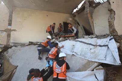 Gazze'de can kaybı 71 bin 550'ye yükseldi